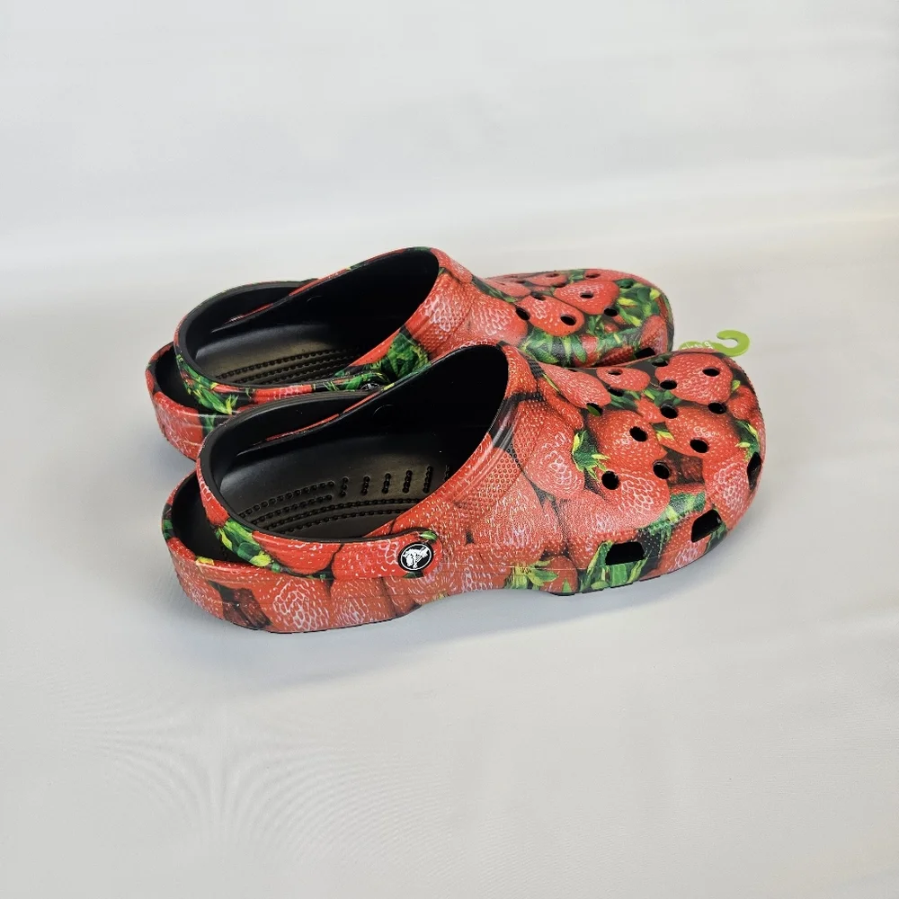 CROCS Hyper Real Strawberry Clogs Rare Mens 13